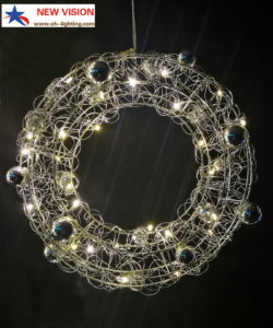 metal wire wreath with led light